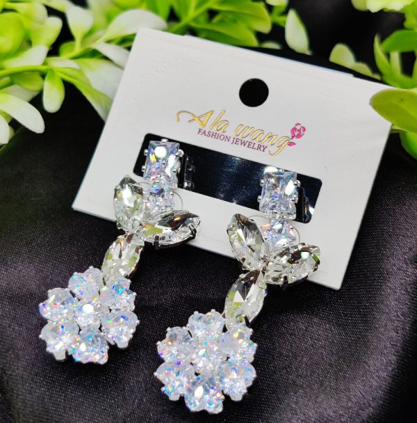 Imported Radiant Floral Elegance Drop Earrings – Sparkle with Every Step