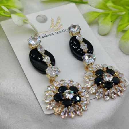 Radiant Luxe Crystal Bloom Earrings – Elegance Redefined